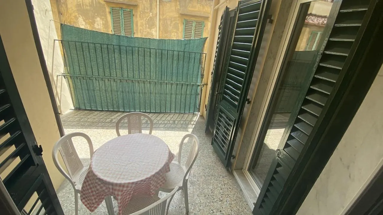 Ginori Apartment Florence
